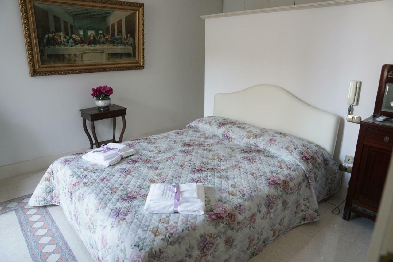 Dimora Del Sedile Hotel Matera Ngoại thất bức ảnh