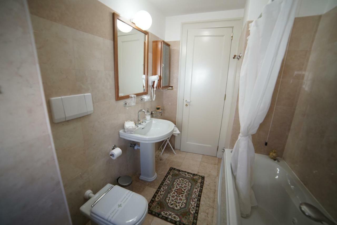 Dimora Del Sedile Hotel Matera Ngoại thất bức ảnh
